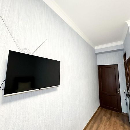 Armenia Hotel 예레반 외부 사진