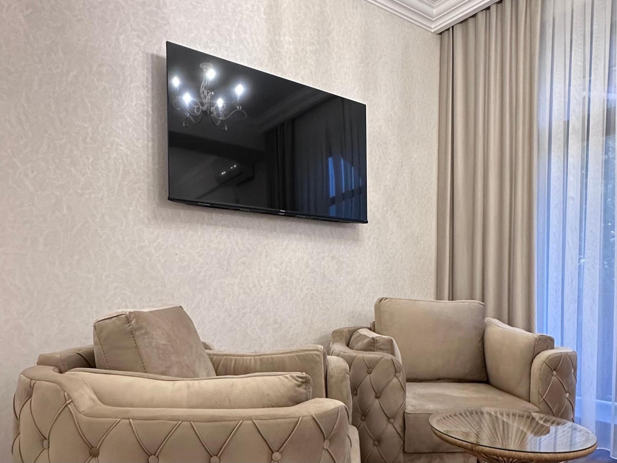 Armenia Hotel 예레반 외부 사진