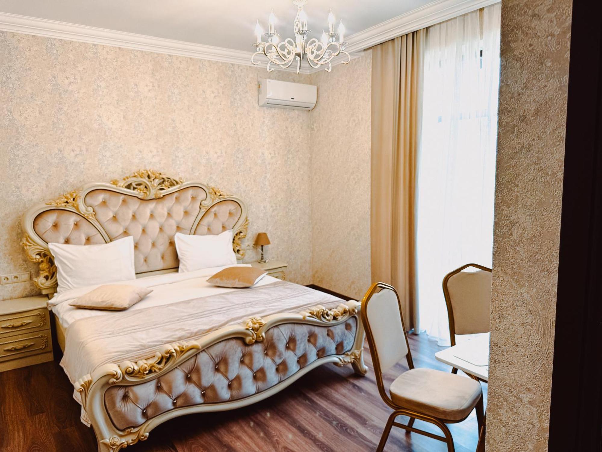Armenia Hotel 예레반 외부 사진