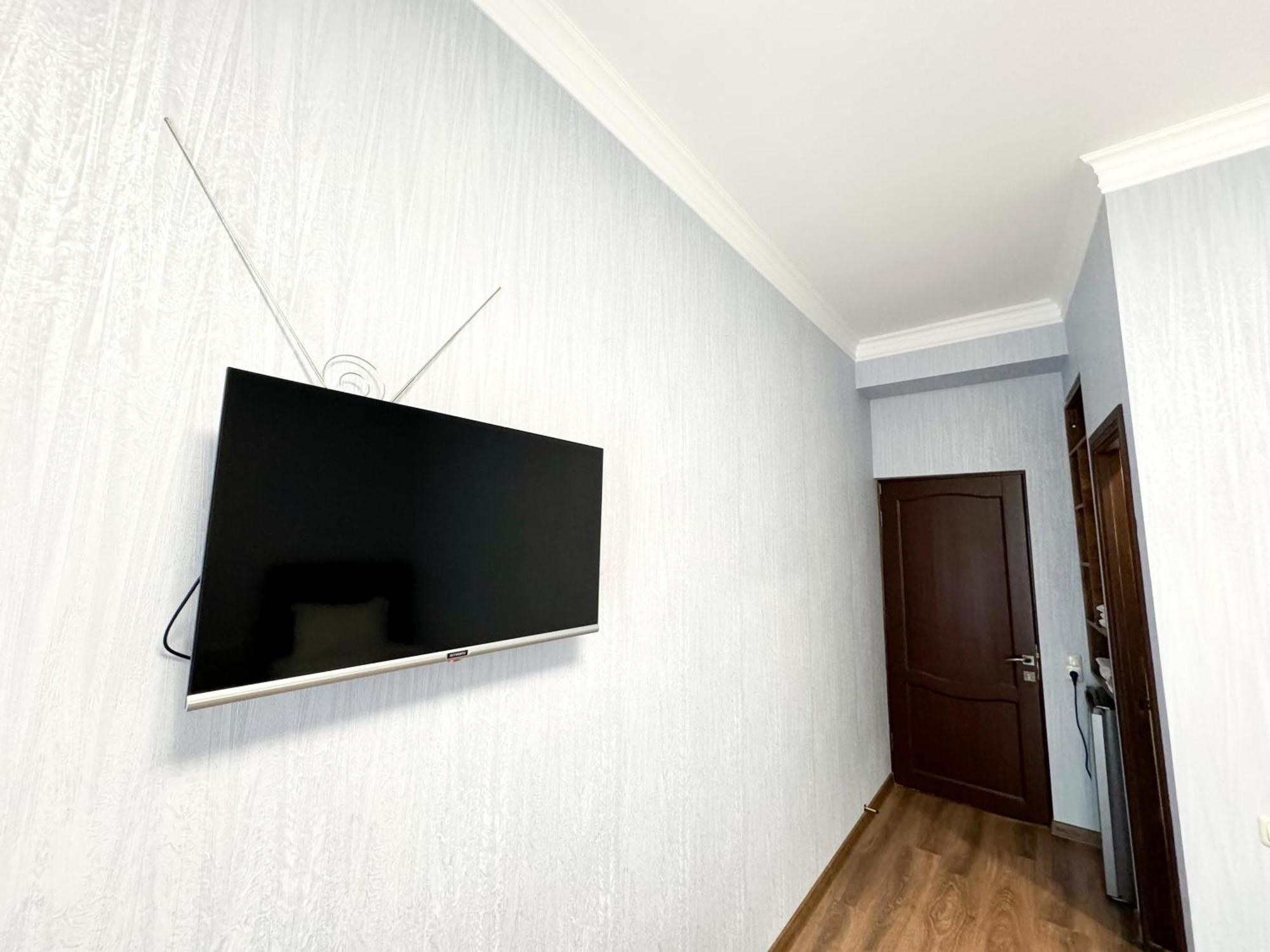 Armenia Hotel 예레반 외부 사진